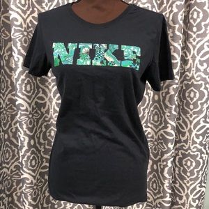 Nike tee shirt